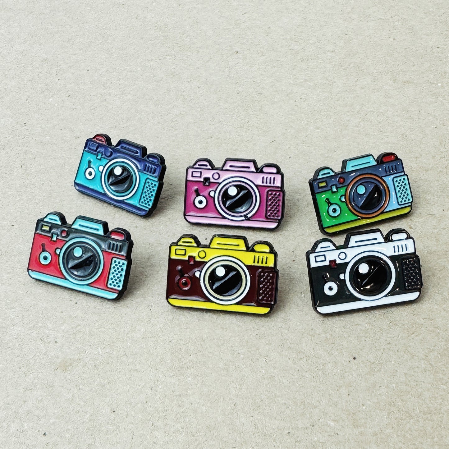 Retro Camera Pin Badge - Vintage Camera Enamel Pin - Colourful Hard Pin