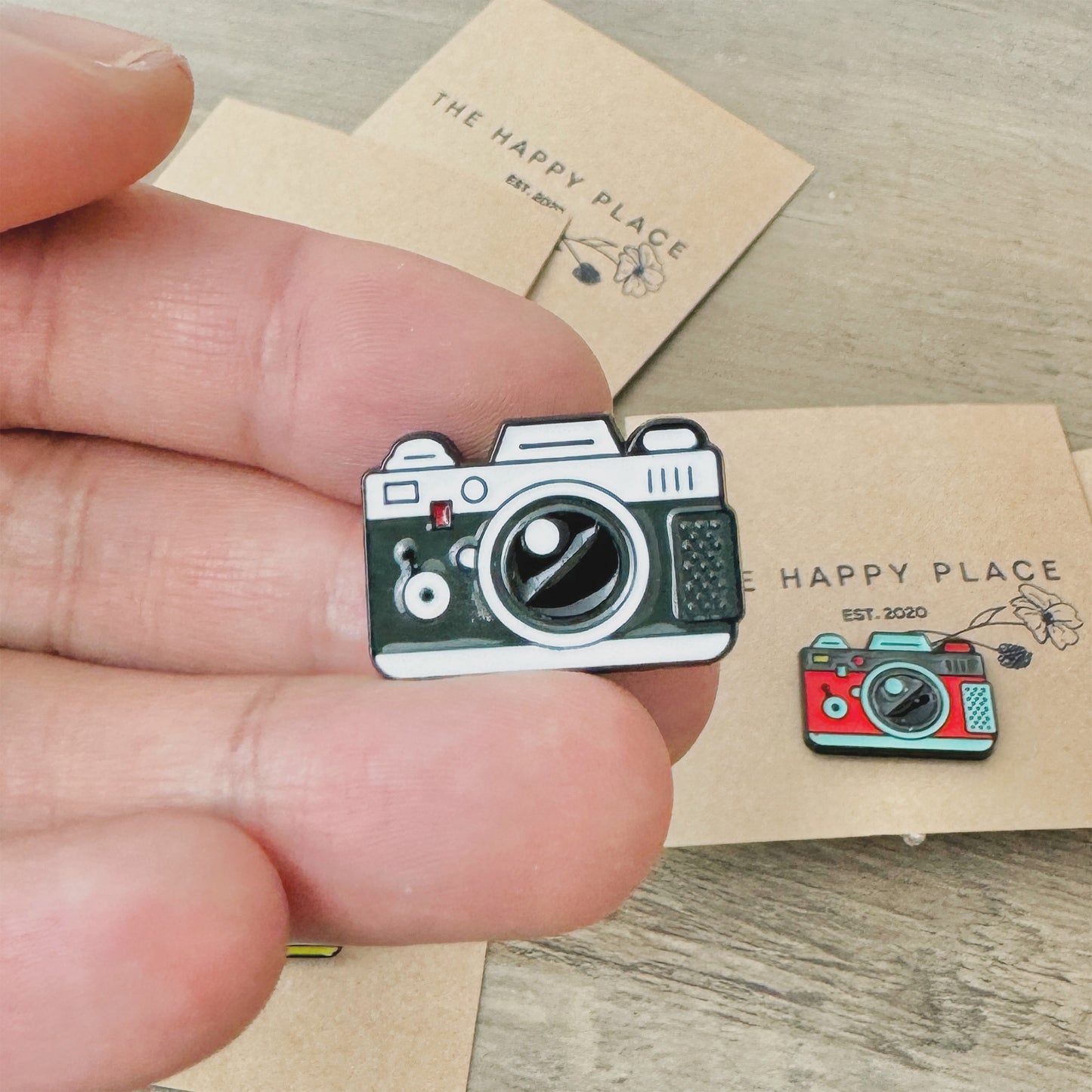 Retro Camera Pin Badge - Vintage Camera Enamel Pin - Colourful Hard Pin