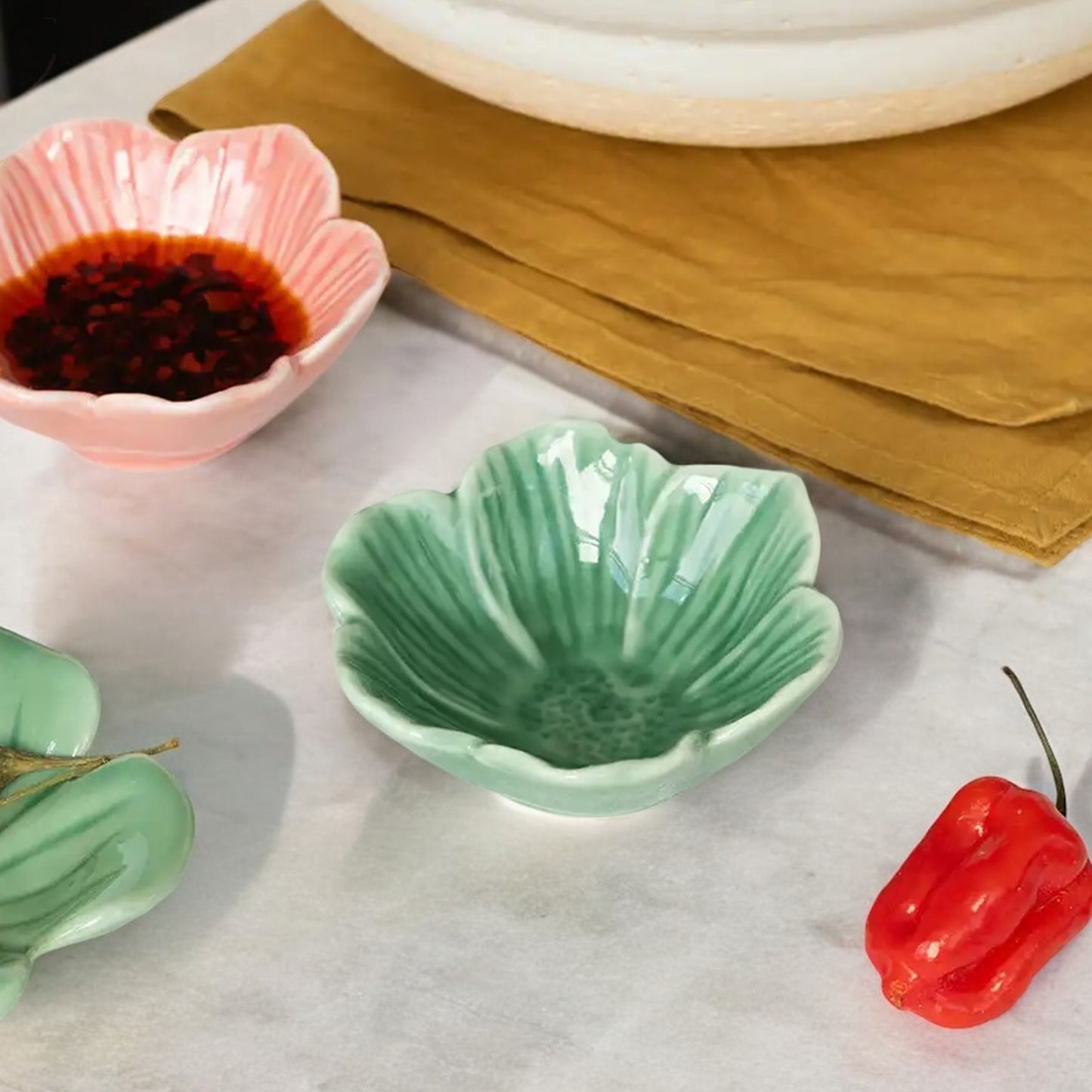 Ceramic Flower Bowls and Plates – Pastel Decorative Dishes for Snacks, Dips & Trinkets