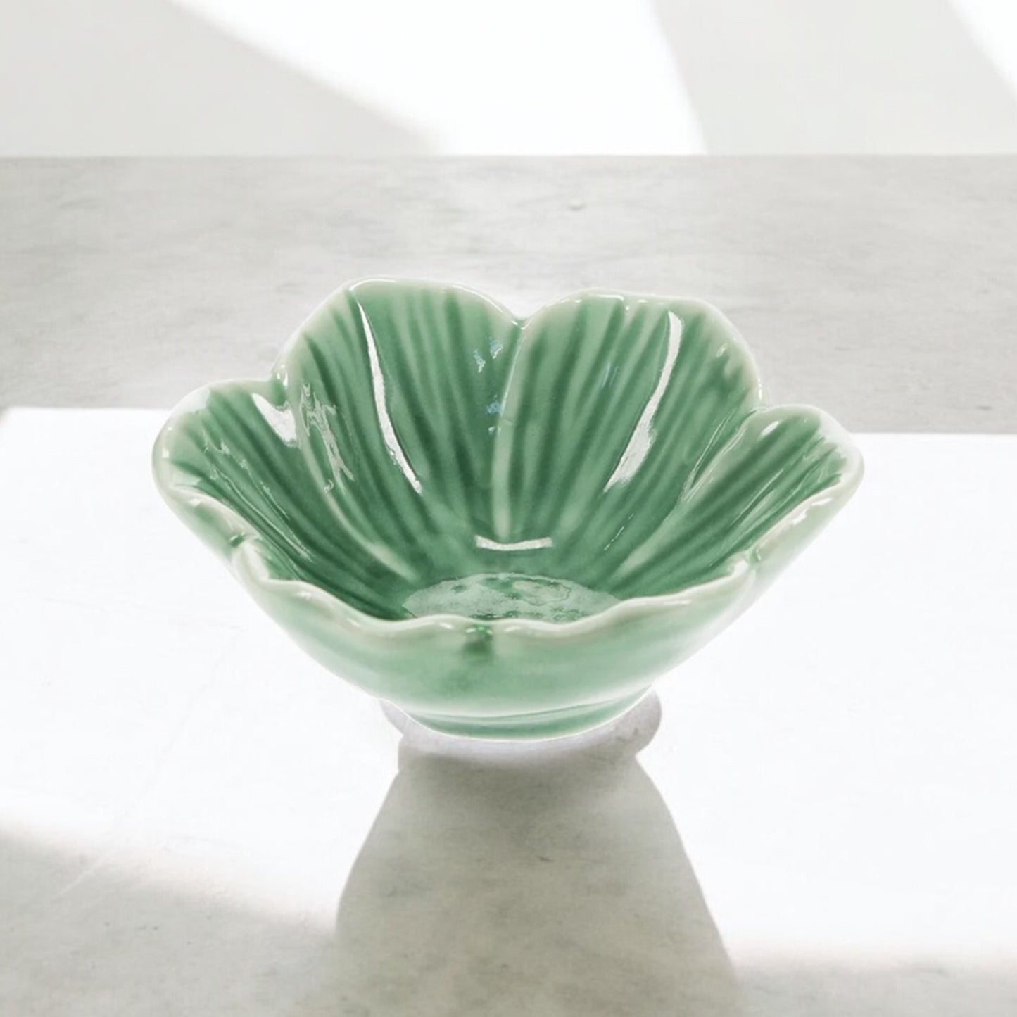Ceramic Flower Bowls and Plates – Pastel Decorative Dishes for Snacks, Dips & Trinkets
