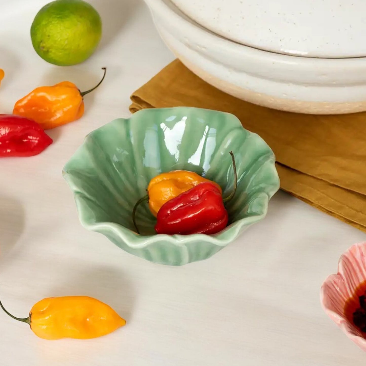 Ceramic Flower Bowls and Plates – Pastel Decorative Dishes for Snacks, Dips & Trinkets