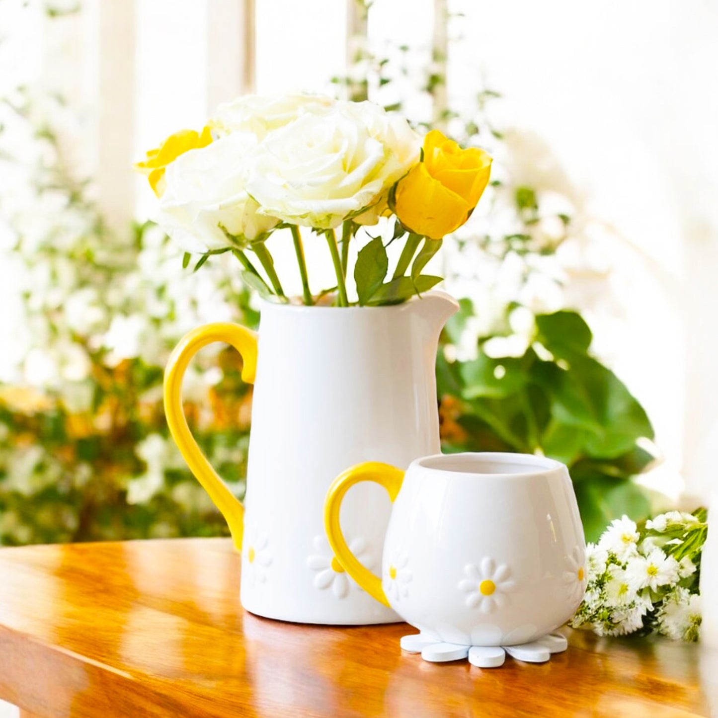Daisy Flower Jug Vase - Spring Flower Vase - Gifts for Mum