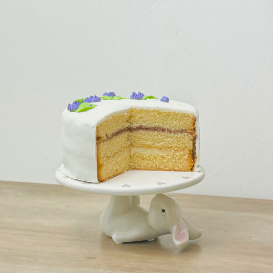 Adorable Easter Bunny Cake Stand – 6-Inch Ceramic Rabbit Cake Display