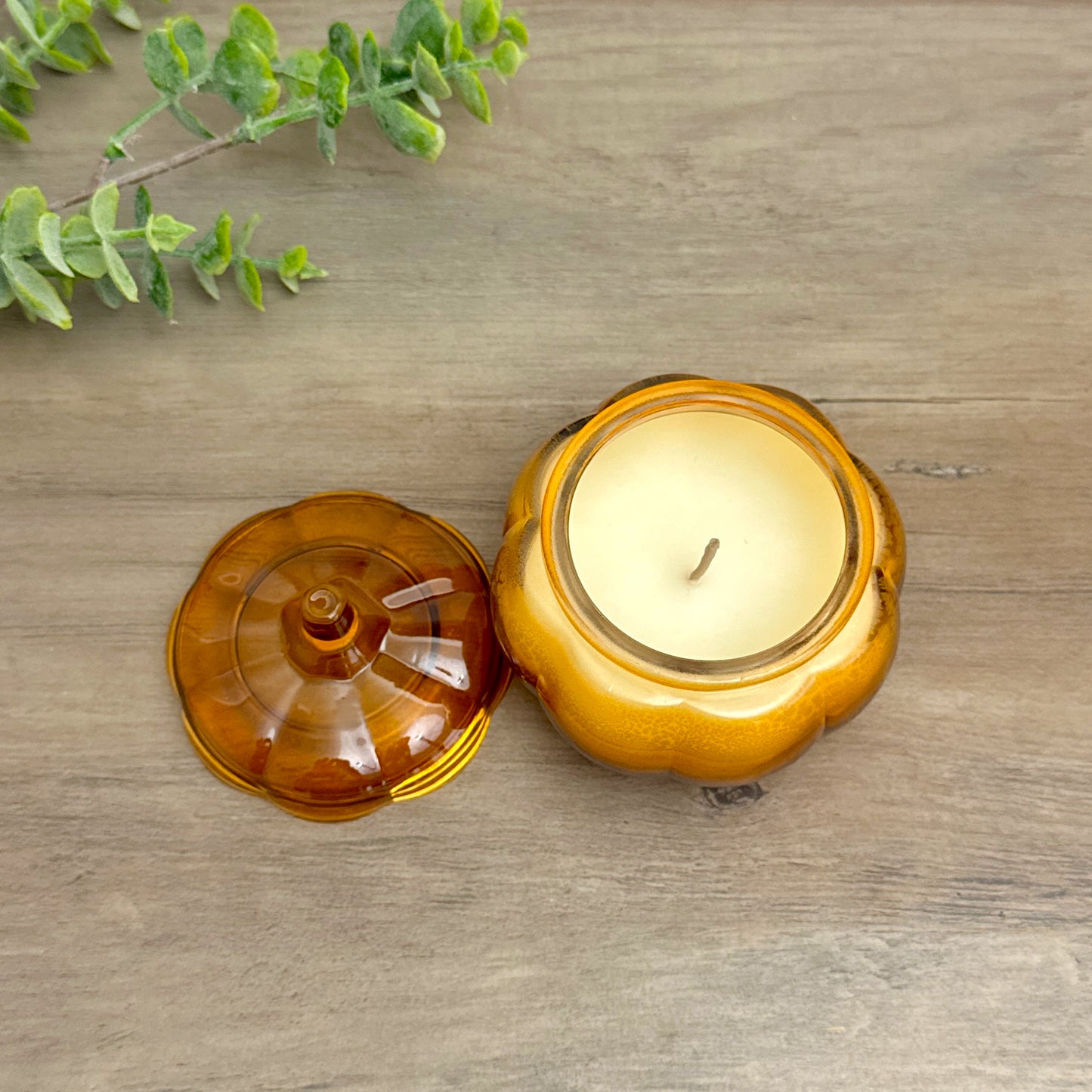 Glass Pumpkin Candle in Pot - Vanilla Scented Autumn Candle