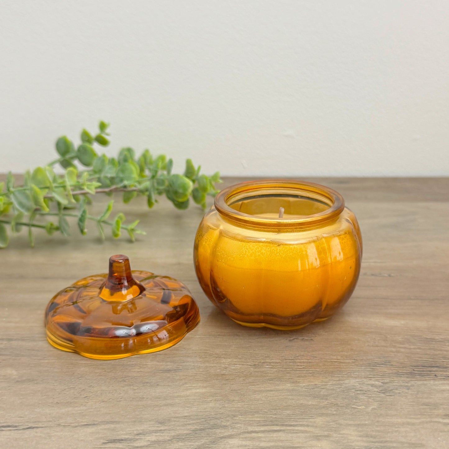 Glass Pumpkin Candle in Pot - Vanilla Scented Autumn Candle