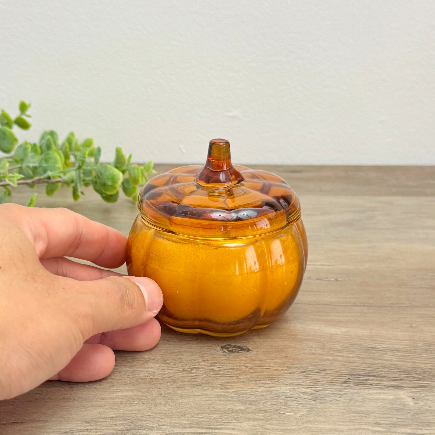 Glass Pumpkin Candle in Pot - Vanilla Scented Autumn Candle