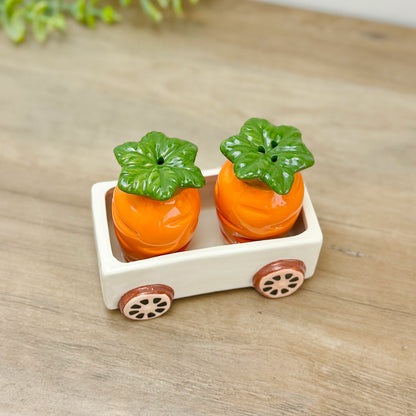 Carrot Salt and Pepper Shakers – Ceramic Cruet Set for Kitchen & Table Decor