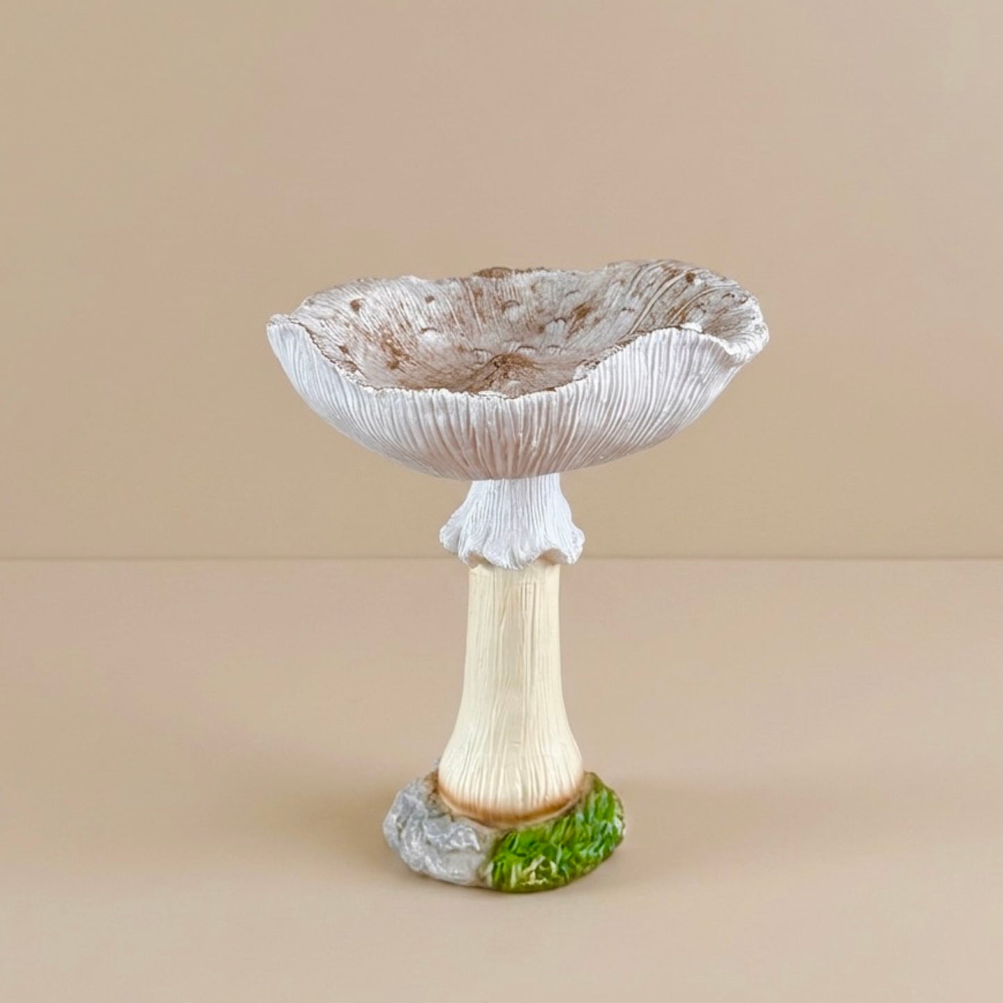 White Mushroom Bird Bath & Bird Feeder – Garden Ornament