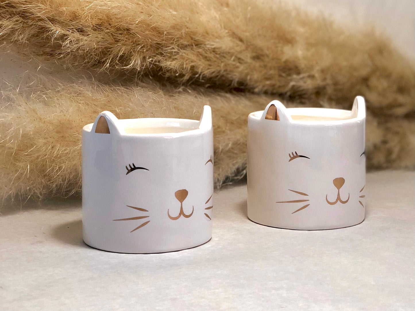 Cat Face Linen Fresh Scented Candle