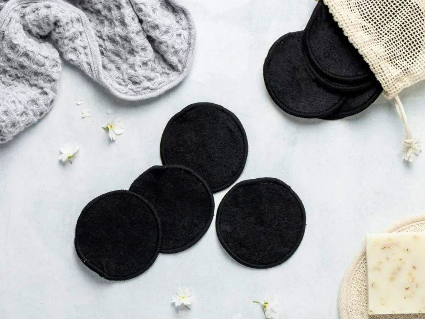 Bamboo & Organic Cotton Make-Up Removal Pads & Eco Wash Bag